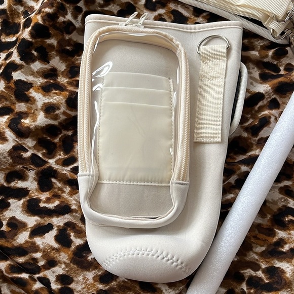 Brand New Stanley 40 oz Cup Accessory Water Bottle Holder Strap Neoprene Sleeve - Picture 9 of 16